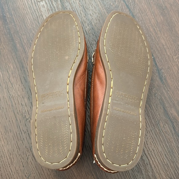 Women’s 6.5 sperry topsider loafers - Picture 4 of 5